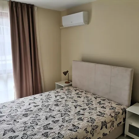 Zigrabay Lovely Appartments 公寓式酒店 4*